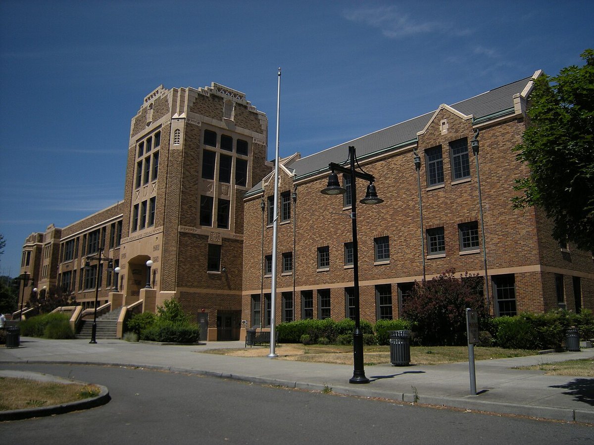 Renton, WA - File:Renton, WA - Renton High School 01.jpg - Wikipedia